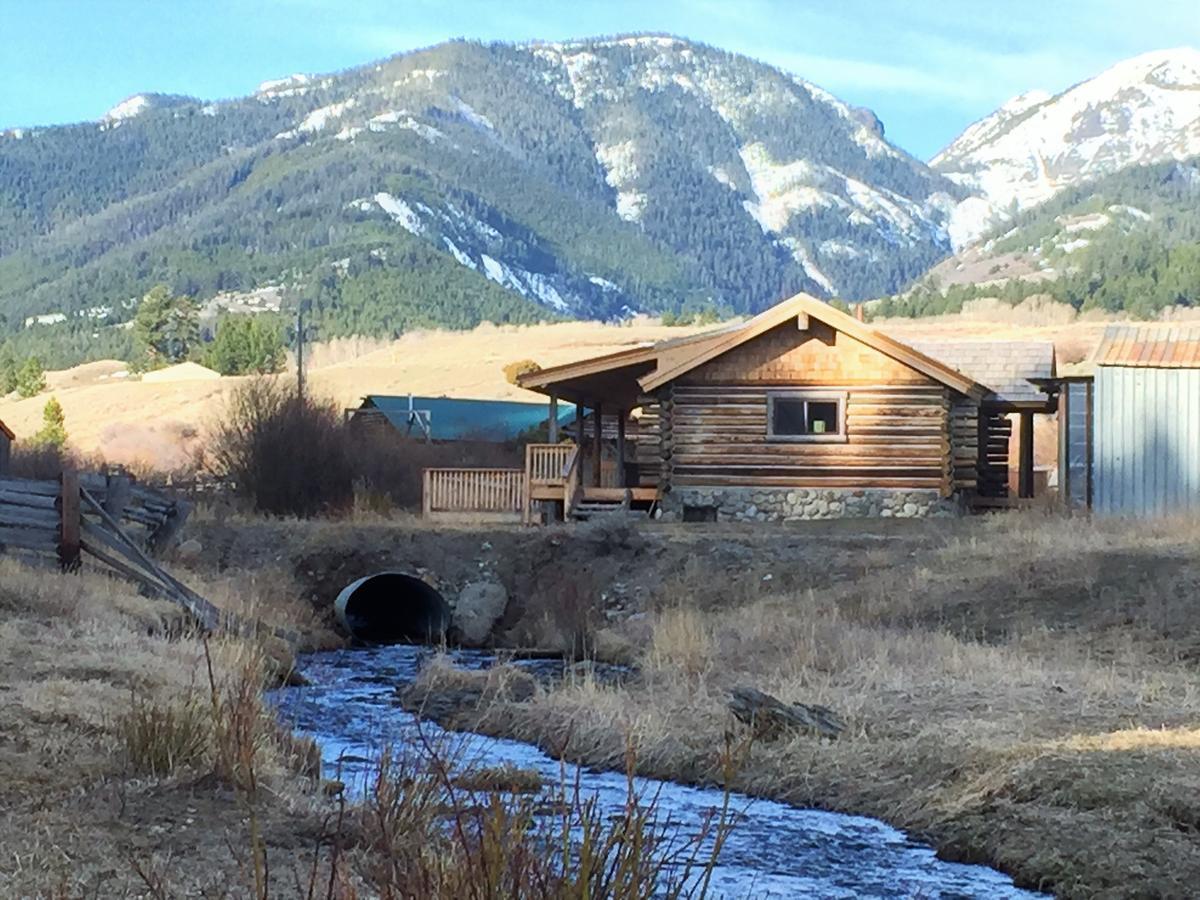 Creek Cabin การ์ดีเนอร์ ภายนอก รูปภาพ