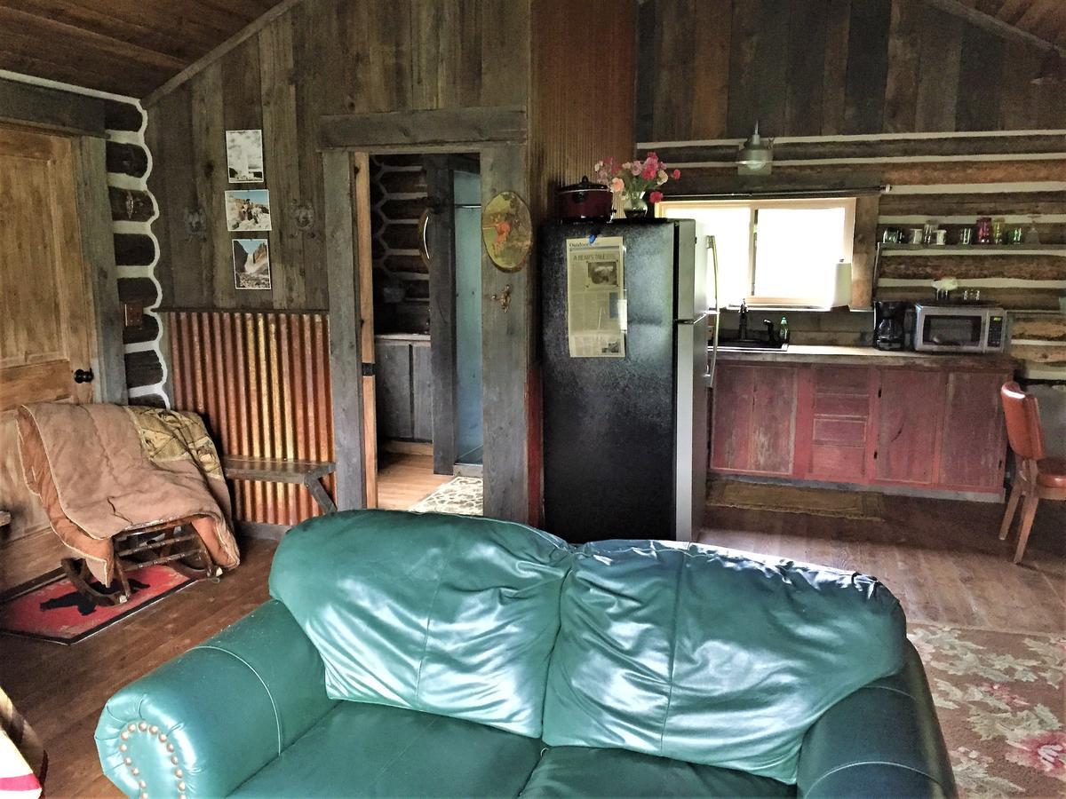 Creek Cabin การ์ดีเนอร์ ภายนอก รูปภาพ