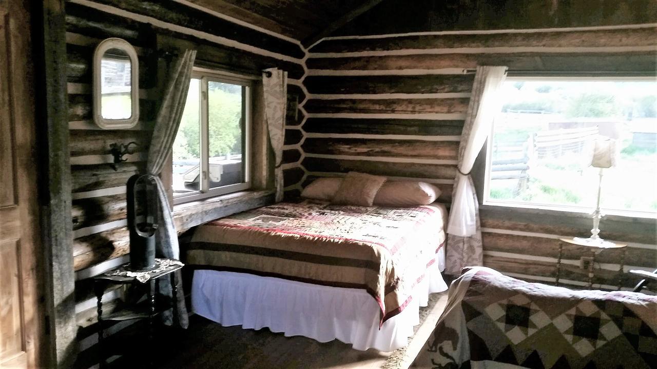 Creek Cabin การ์ดีเนอร์ ภายนอก รูปภาพ